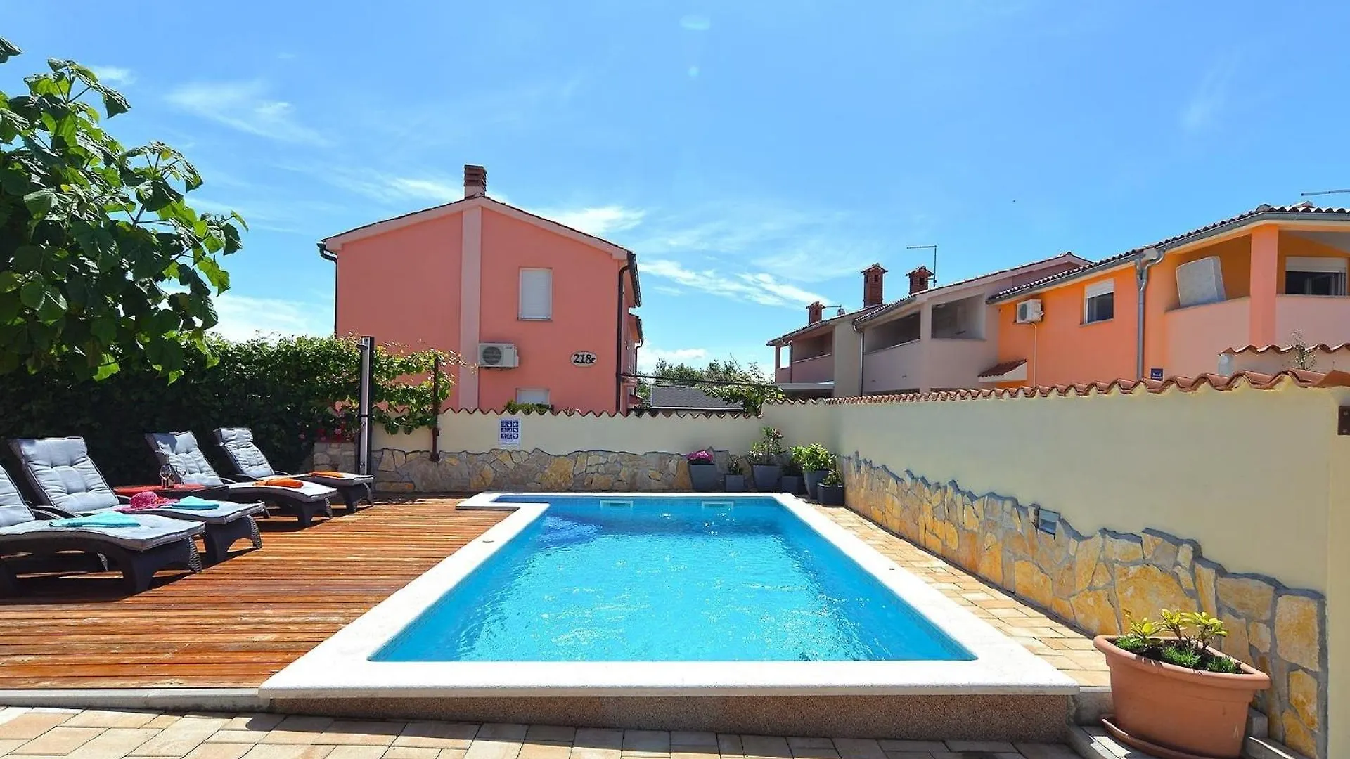 Ferienhaus Mit Privatpool Fuer 6 Personen Ca 80 Qm In Barbariga, Istrien Istrische Riviera